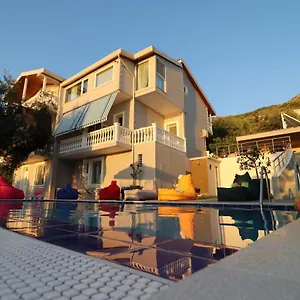 Elarad Albania